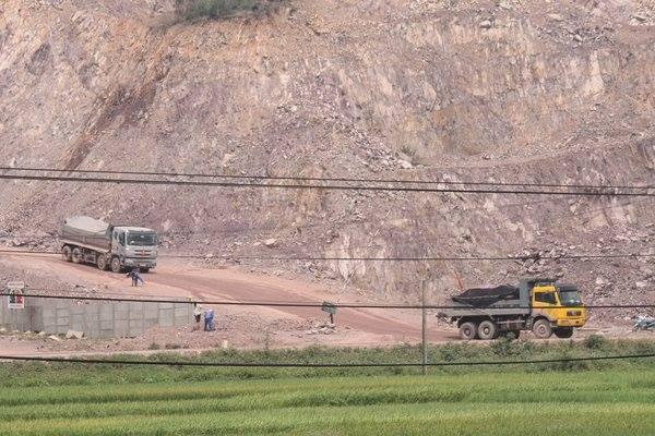 Những “vết thương” của đất